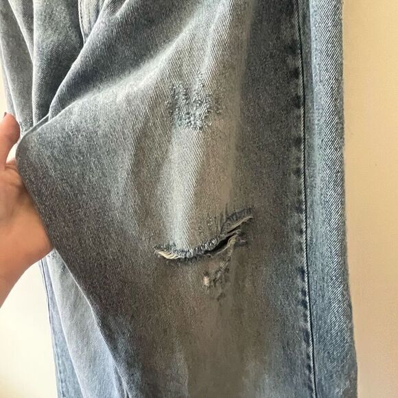 Levi's Men's Blue Five Pocket Distressed Denim Straight Leg Jeans Size 36X32 - Picture 4 of 15